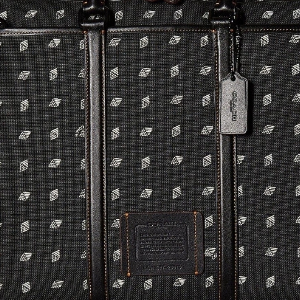 Coach Dot Diamond Metropolitan - Picture 2 of 9